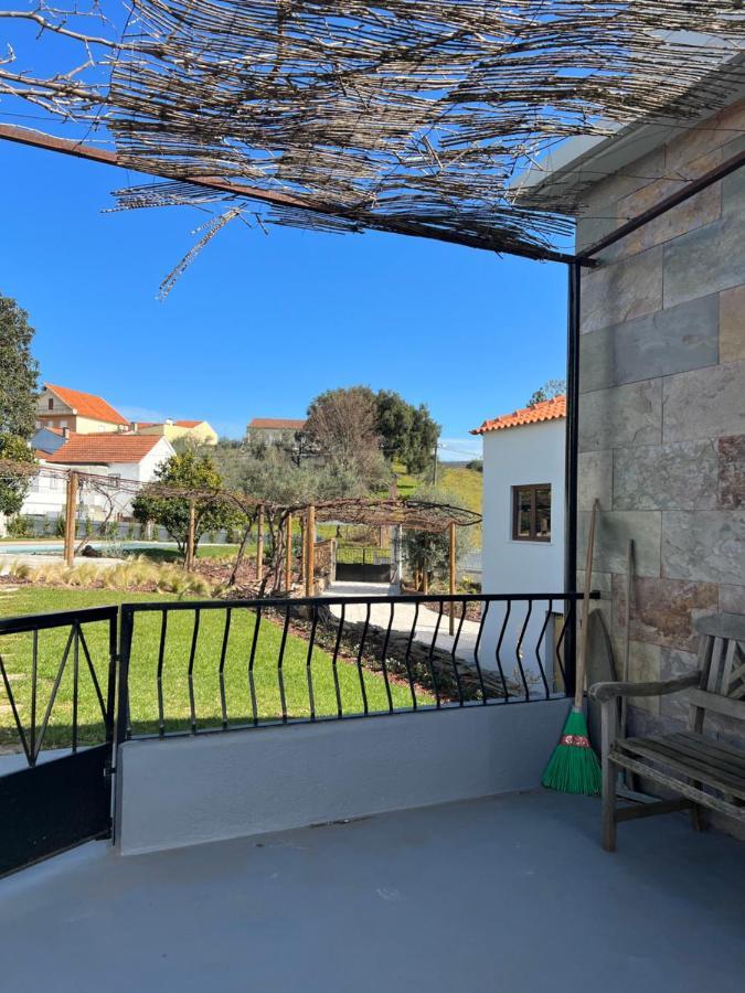 Casa Bizarra Villa Castanheira de Pera Bagian luar foto