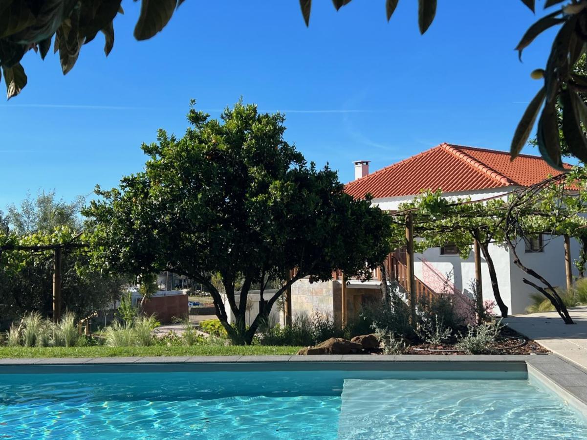 Casa Bizarra Villa Castanheira de Pera Bagian luar foto