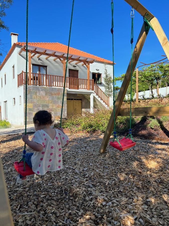 Casa Bizarra Villa Castanheira de Pera Bagian luar foto