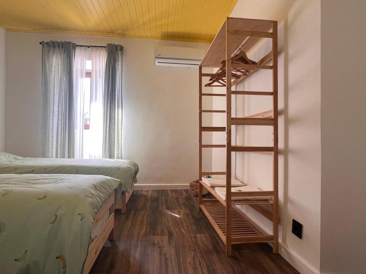 Casa Bizarra Villa Castanheira de Pera Bagian luar foto