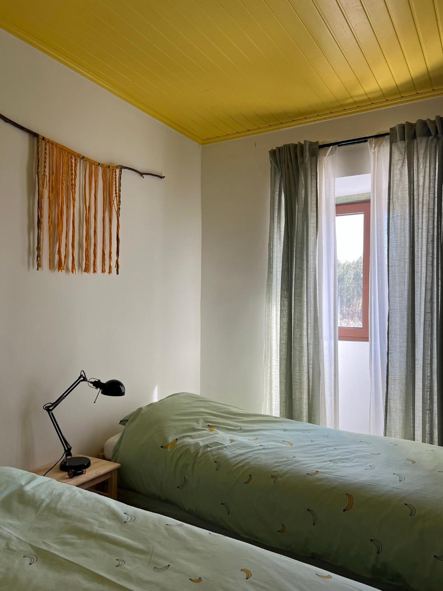 Casa Bizarra Villa Castanheira de Pera Ruang foto
